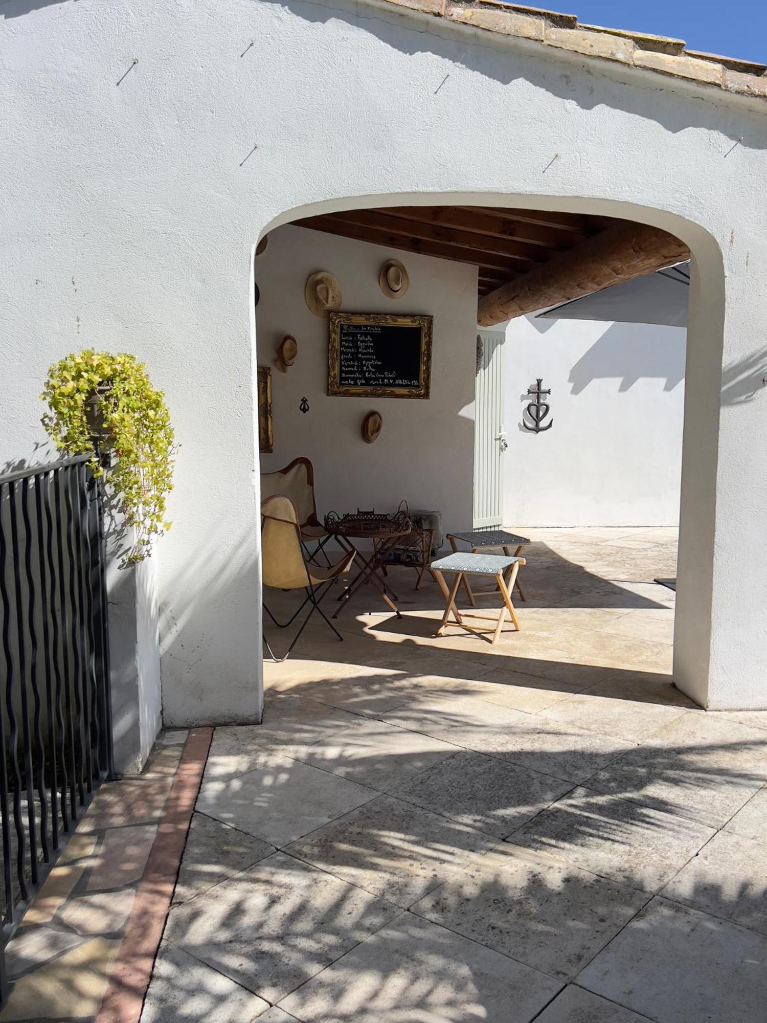 Alpilles Camargue Mas Falabrego Raphèle 外观 照片